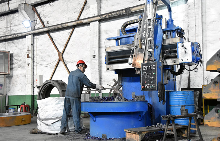 【潤康】分享：立磨輥套、磨盤襯板磨損修復(fù)是難題嗎？